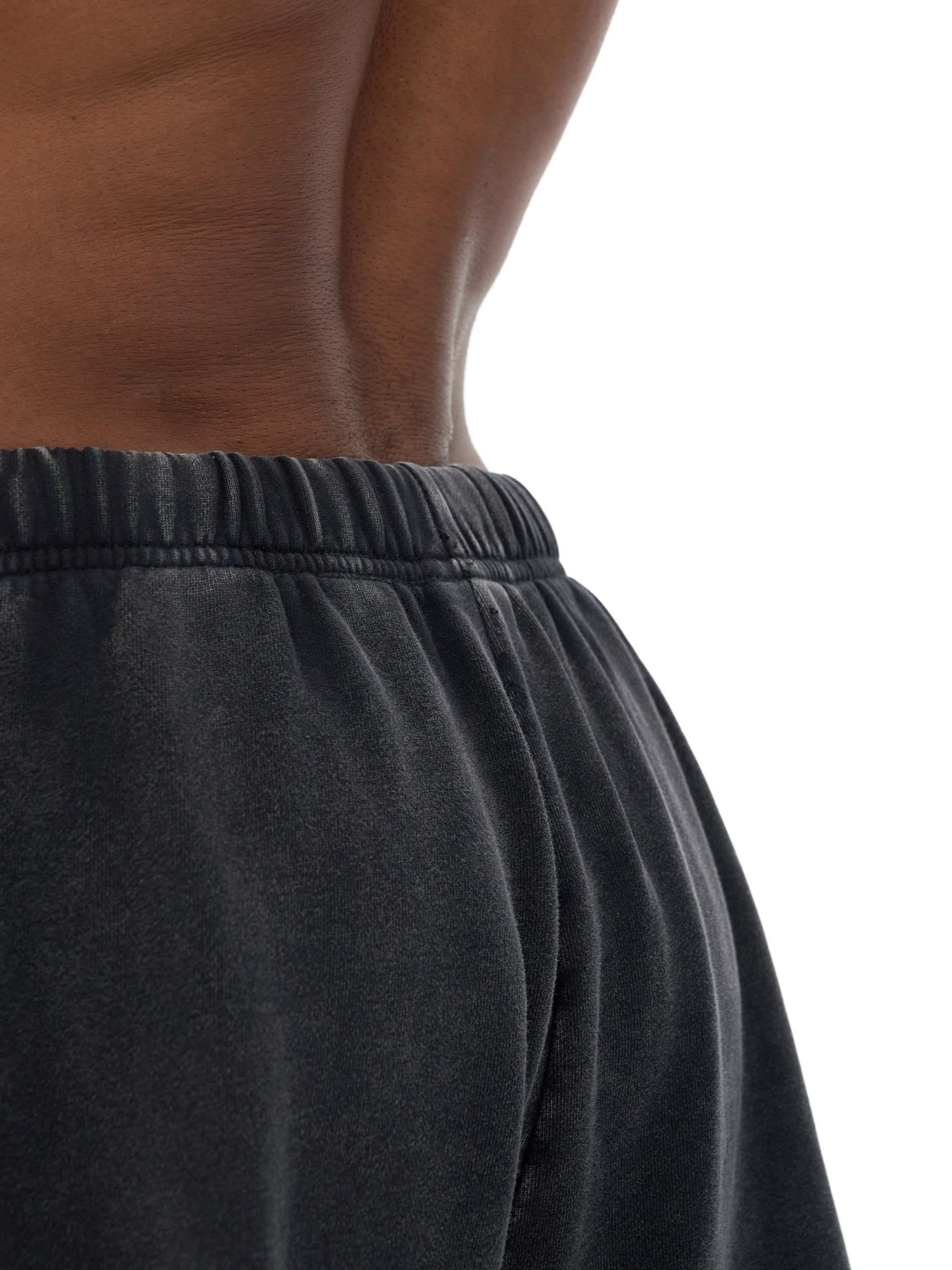 LUXEN Snow Washed Raw Hem Shorts